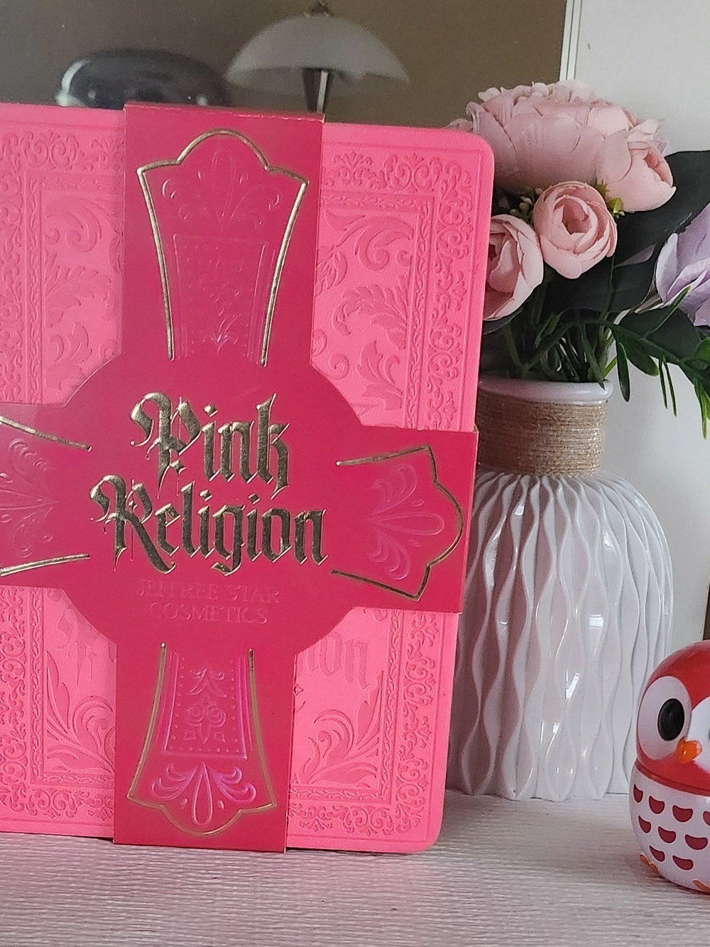 Jeffree Star Pink Religion Eyeshadow Palette - Pink Shades - Picture 2 of 2